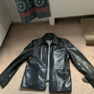 Kenneth Cole women’s size L leather jacket